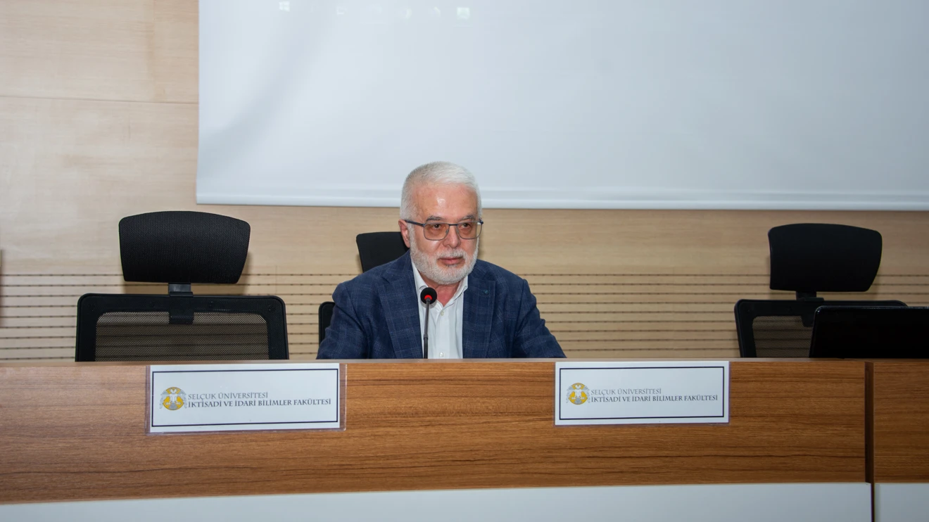 İşadamı Hüsamettin Sönmez, Selçuk Üniversitesinde öğrencilerle buluştu